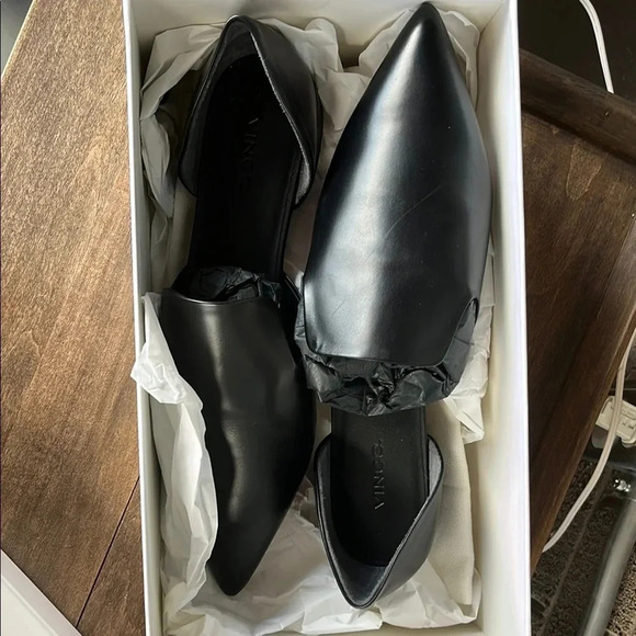 Vince Shoes - NIB Vince Damris Black Leather Flats Size 9.5